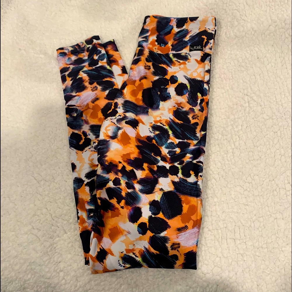 Lici Fit Wild Thing Leggings. Size Small.